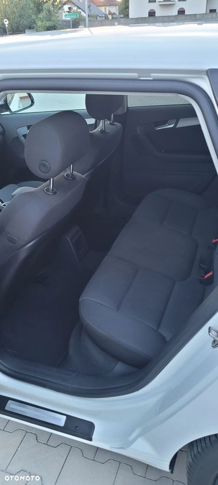 Audi A3 Sportback 1.6 TDI DPF Ambiente S tronic - 10