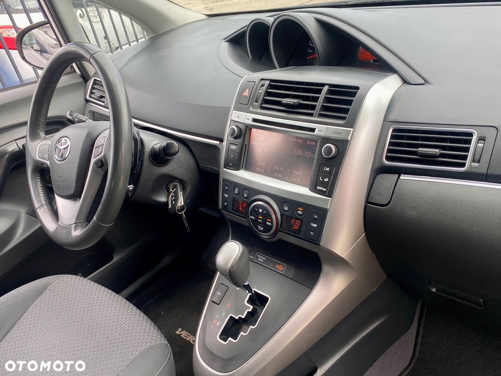 Toyota Verso 1.8 Multidrive Edition - 11