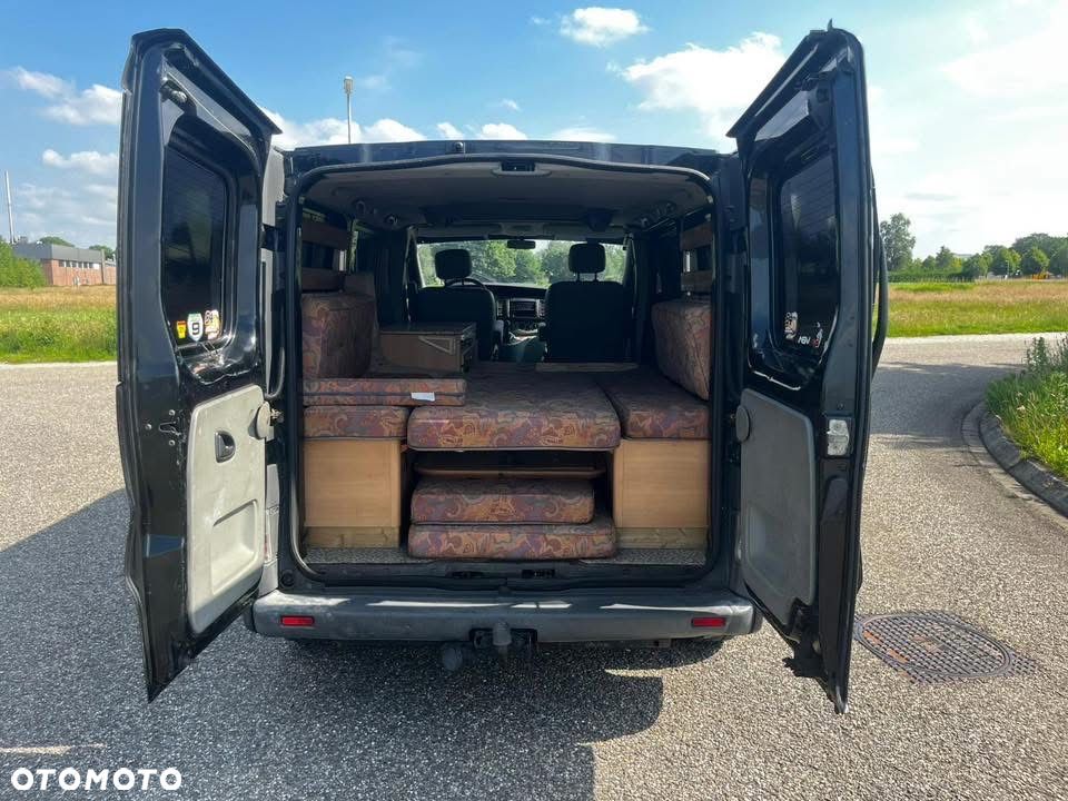 Renault Trafic - 16