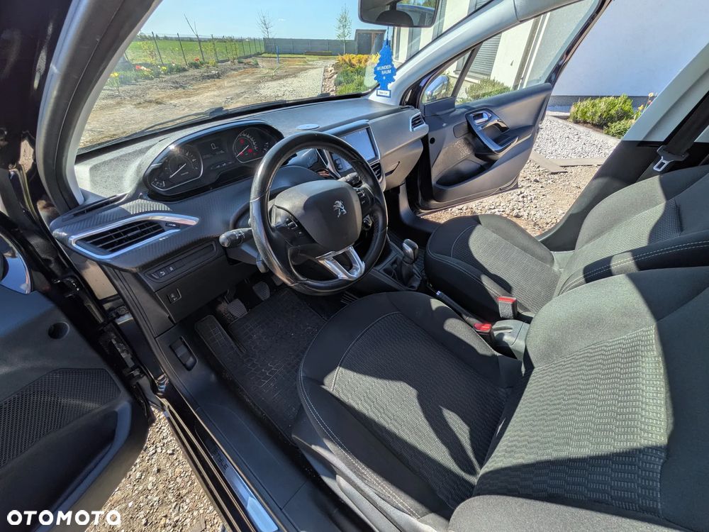 Peugeot 208 82 PureTech Style - 9