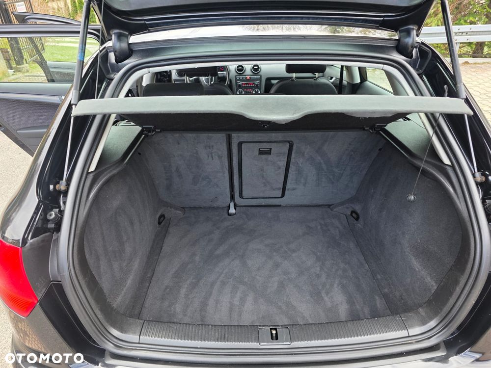 Audi A3 Sportback 2.0 FSI Ambition - 7