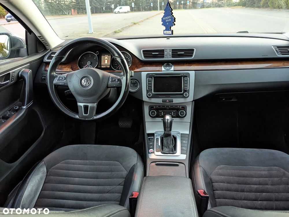 Volkswagen Passat Variant 2.0 TDI DSG BlueMotion Technology Comfortline - 6