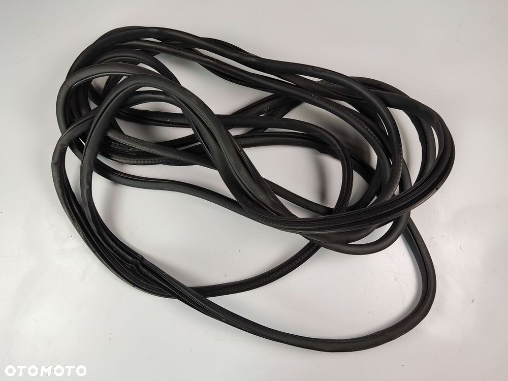 HONDA CR-V od 2019r Uszczelka Drzwi Komplet - 2