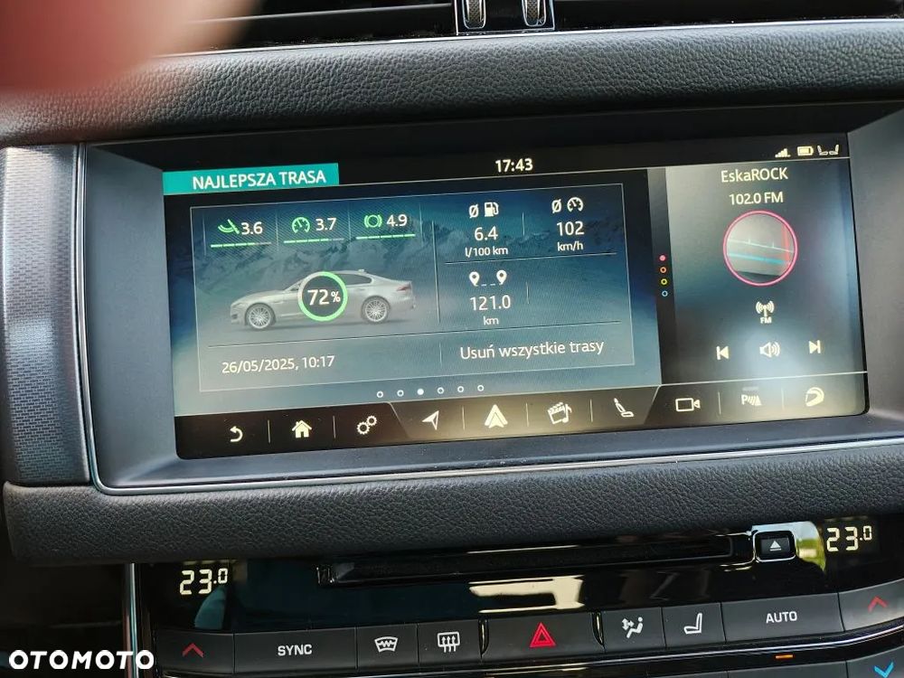 Jaguar XF 2.0 i4D AWD R-Sport - 26