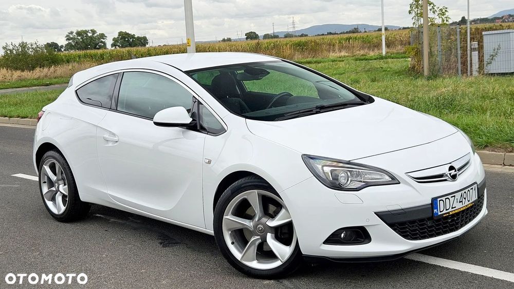 Opel Astra IV GTC 2.0 CDTI Sport S&S - 2
