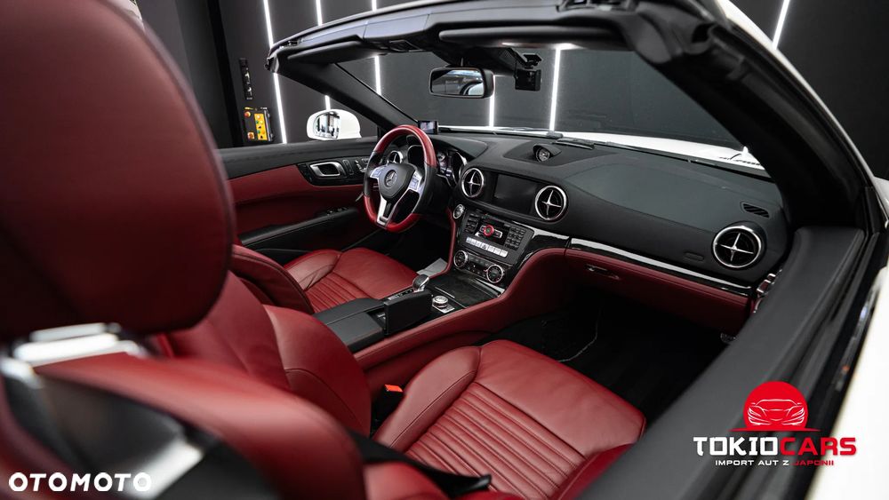 Mercedes-Benz SL - 28