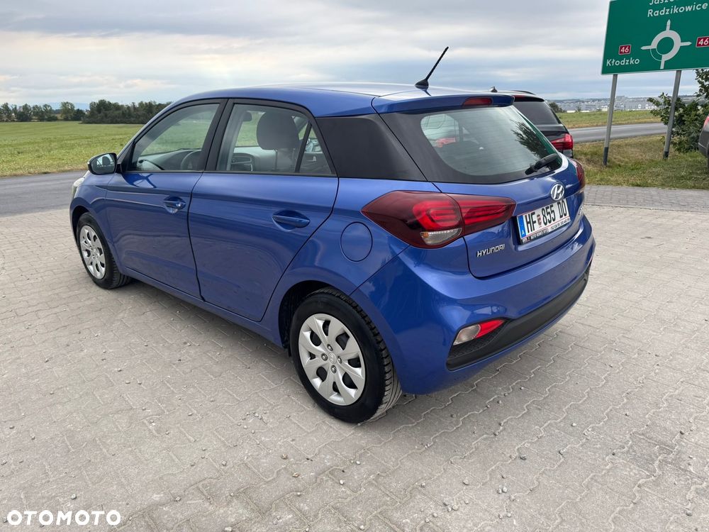 Hyundai i20 1.2 BlueDrive Comfort - 9