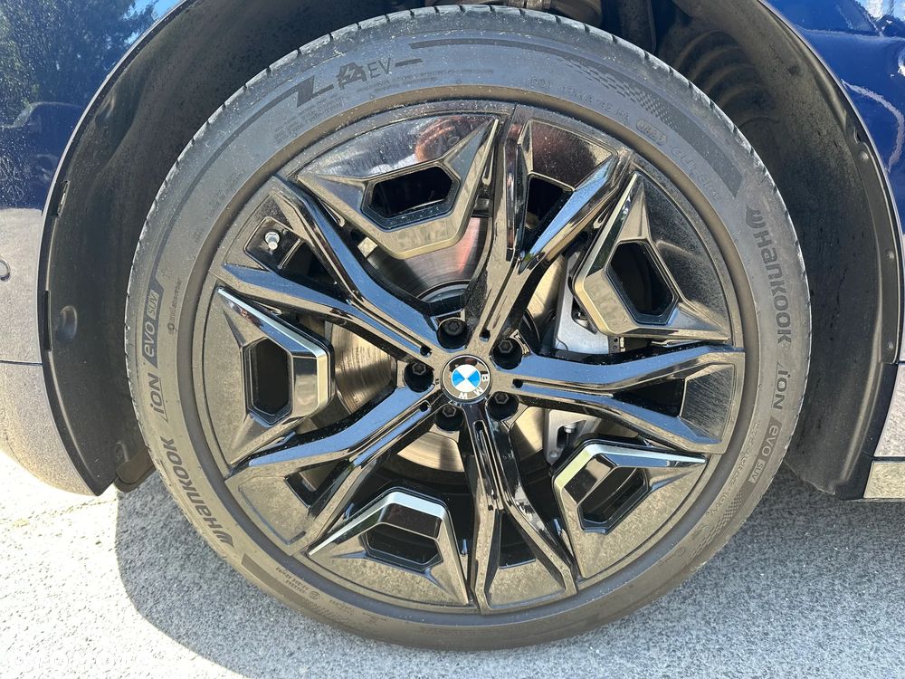 BMW iX xDrive60 111.5kWh - 24