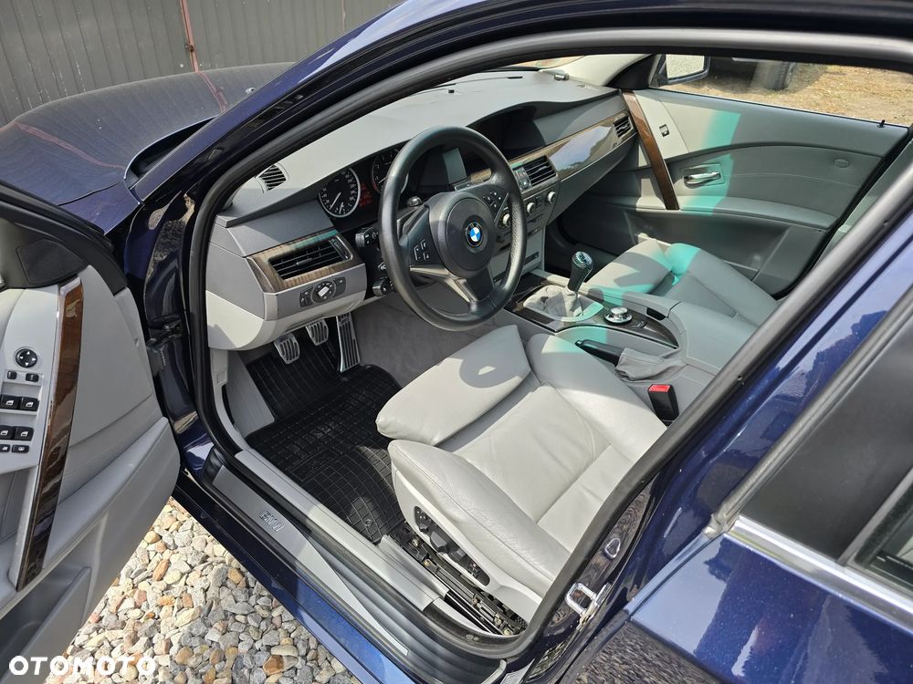 BMW Seria 5 530i - 8