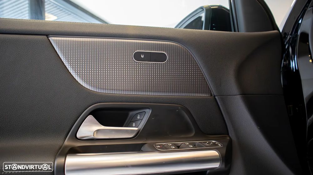 Mercedes-Benz EQA 250 - 10