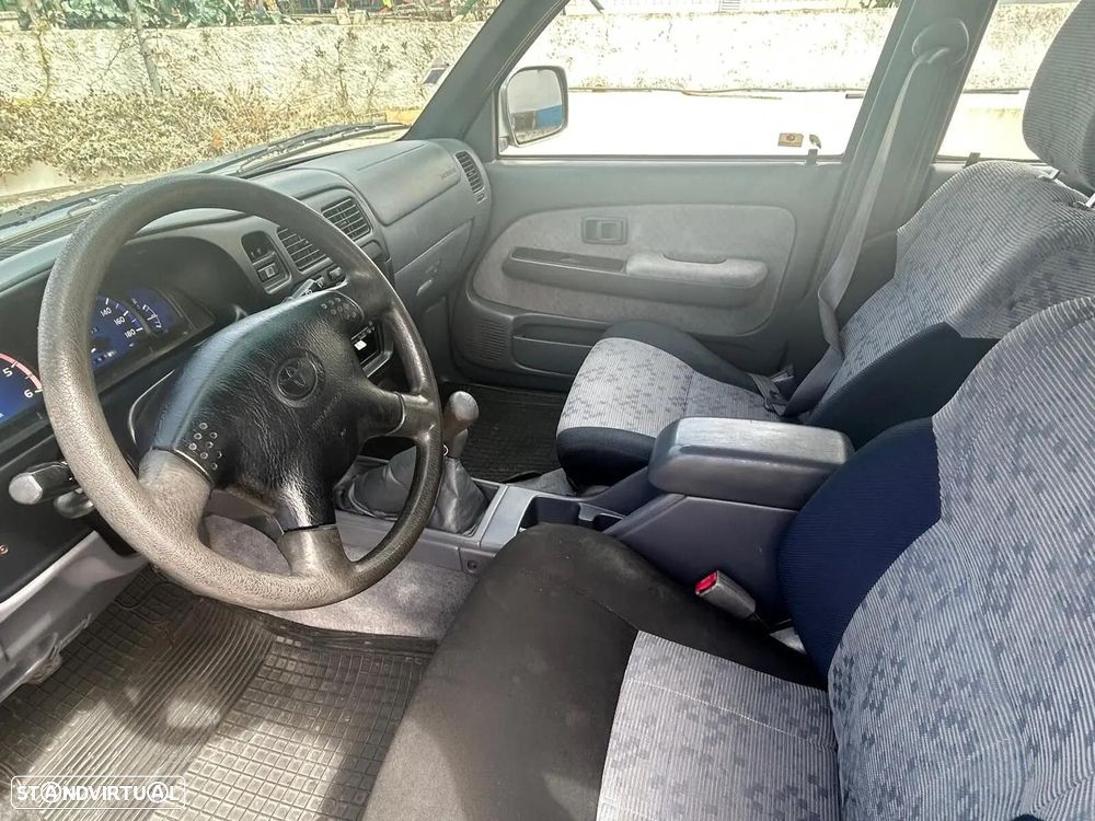 Toyota Hilux 2.5 D4-D Tracker - 10