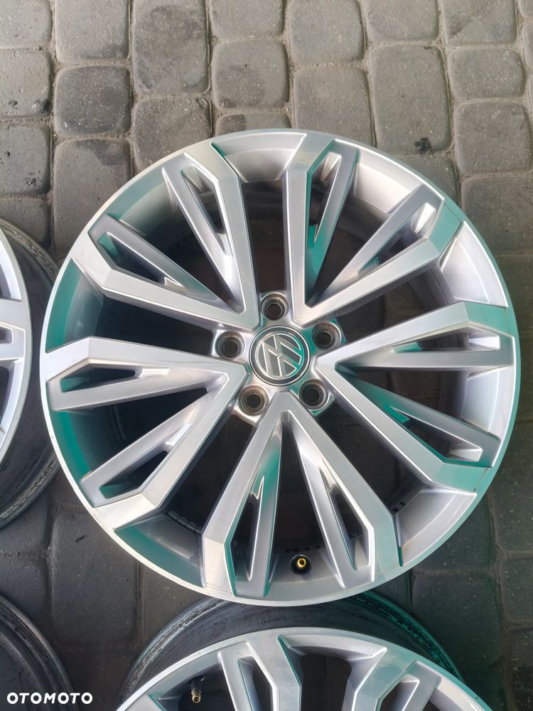 ALUFELGI ORYG. VW - 7Jx18 ET45 5x112 T-Roc Passat Golf - 5