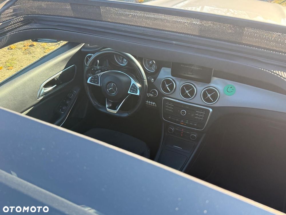 Mercedes-Benz CLA 200 7G-DCT AMG Line - 25