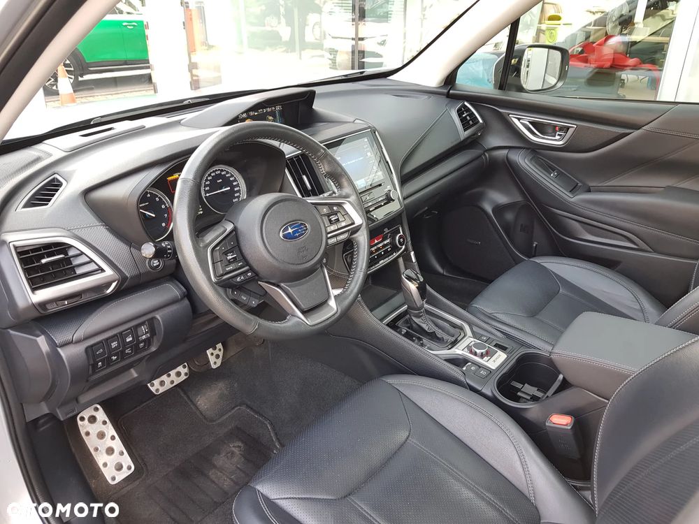Subaru Forester 2.0i-L Platinum (EyeSight) Lineartronic - 10