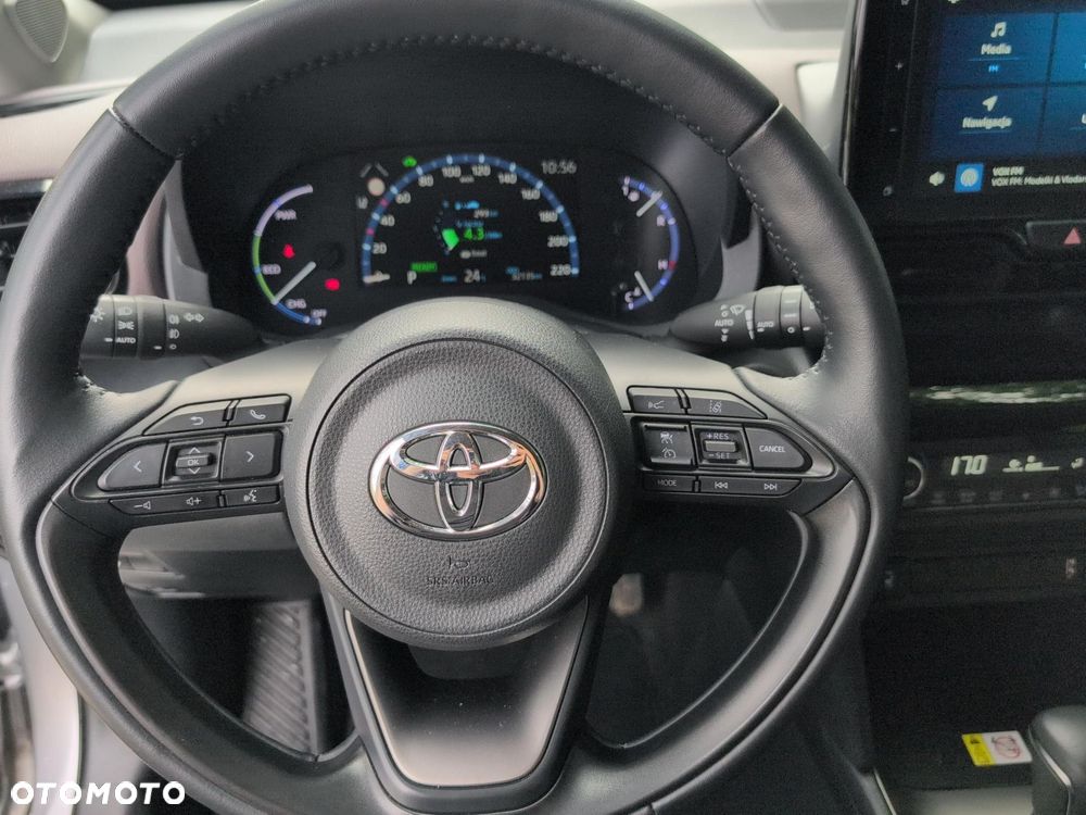 Toyota Yaris Cross - 16