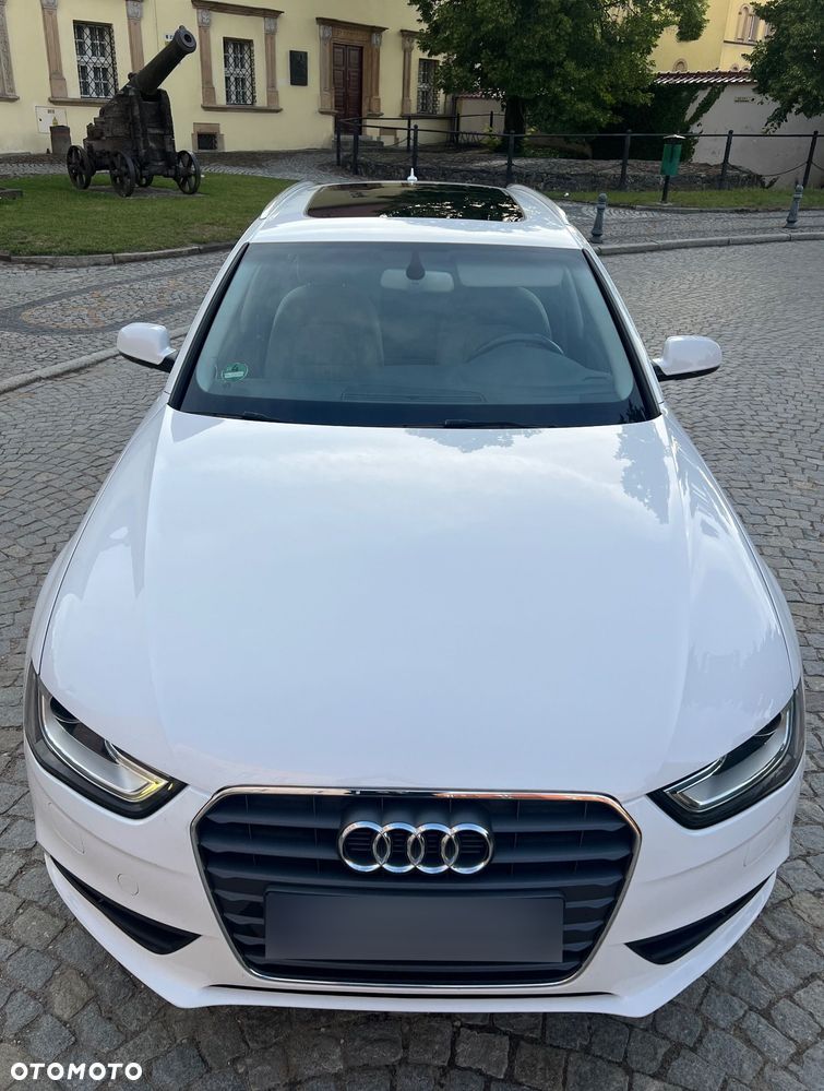 Audi A4 Avant 1.8 TFSI Ambiente - 2