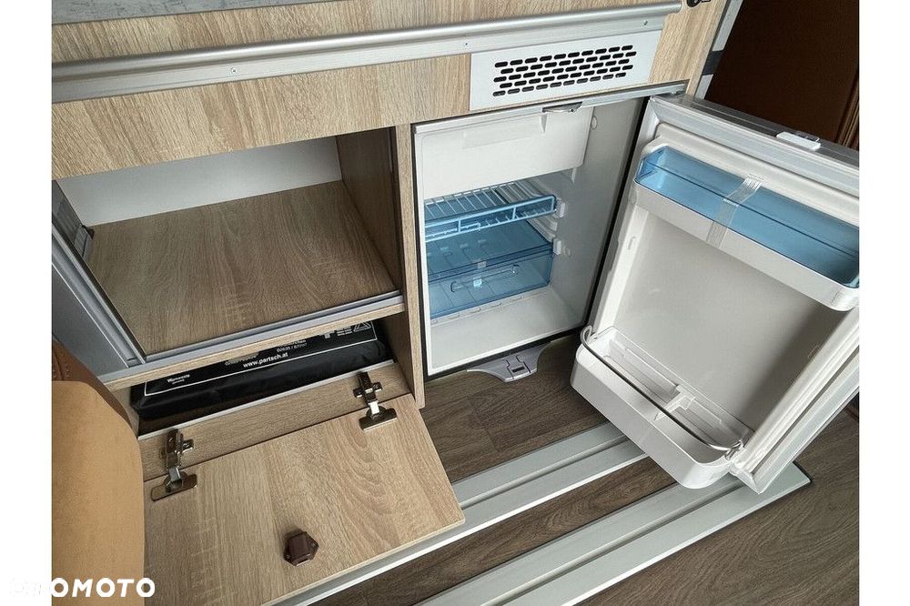 Mercedes-Benz VITO 4x4 CAMPER MARCO POLO - 28