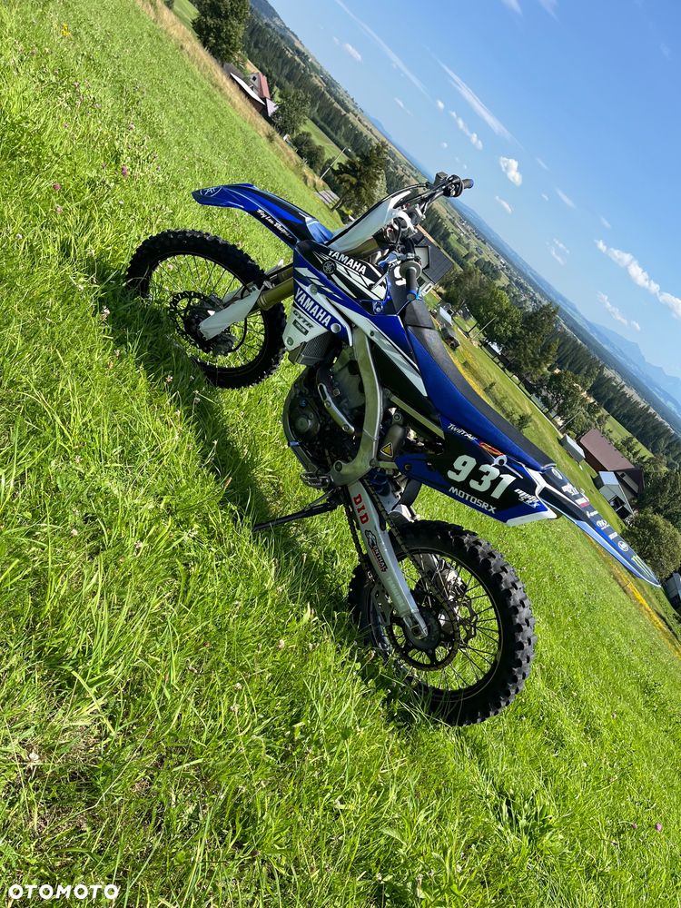 Yamaha YZF - 5