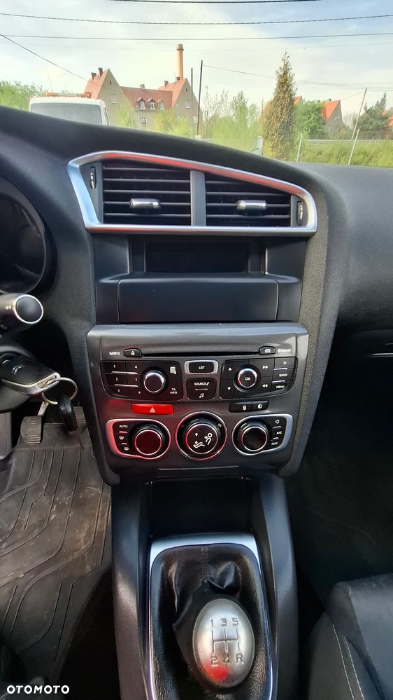 Citroën C4 VTi 95 Selection - 28