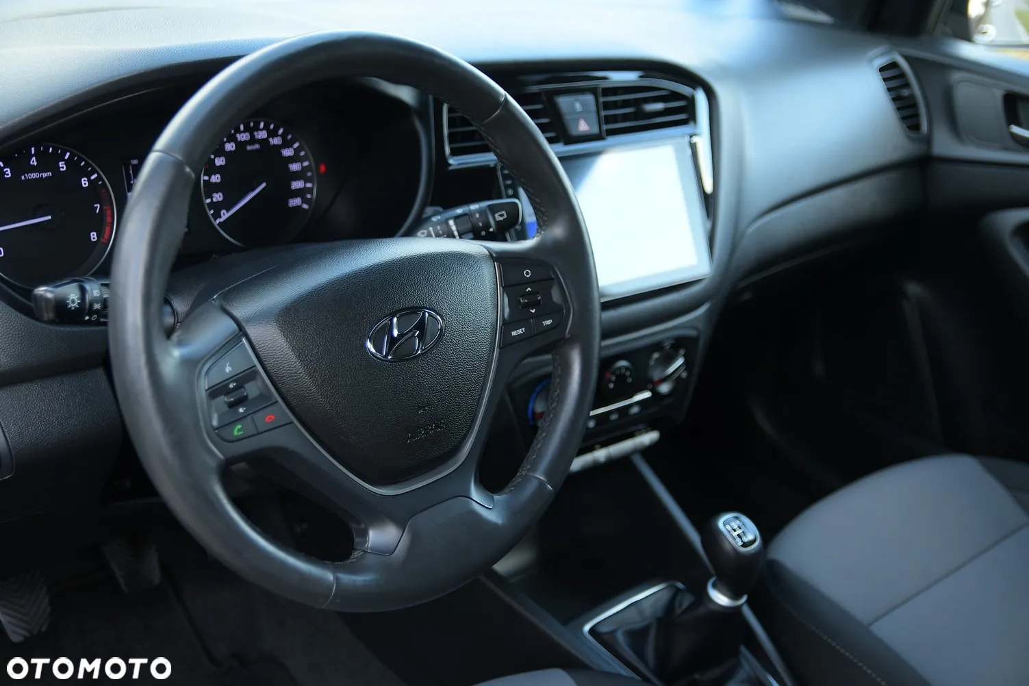 Hyundai i20 1.2 Passion Plus - 23