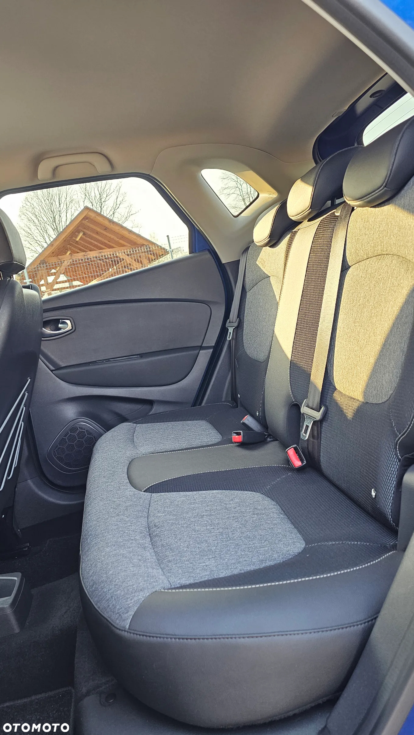 Renault Captur 1.3 Energy TCe Initiale Paris - 12