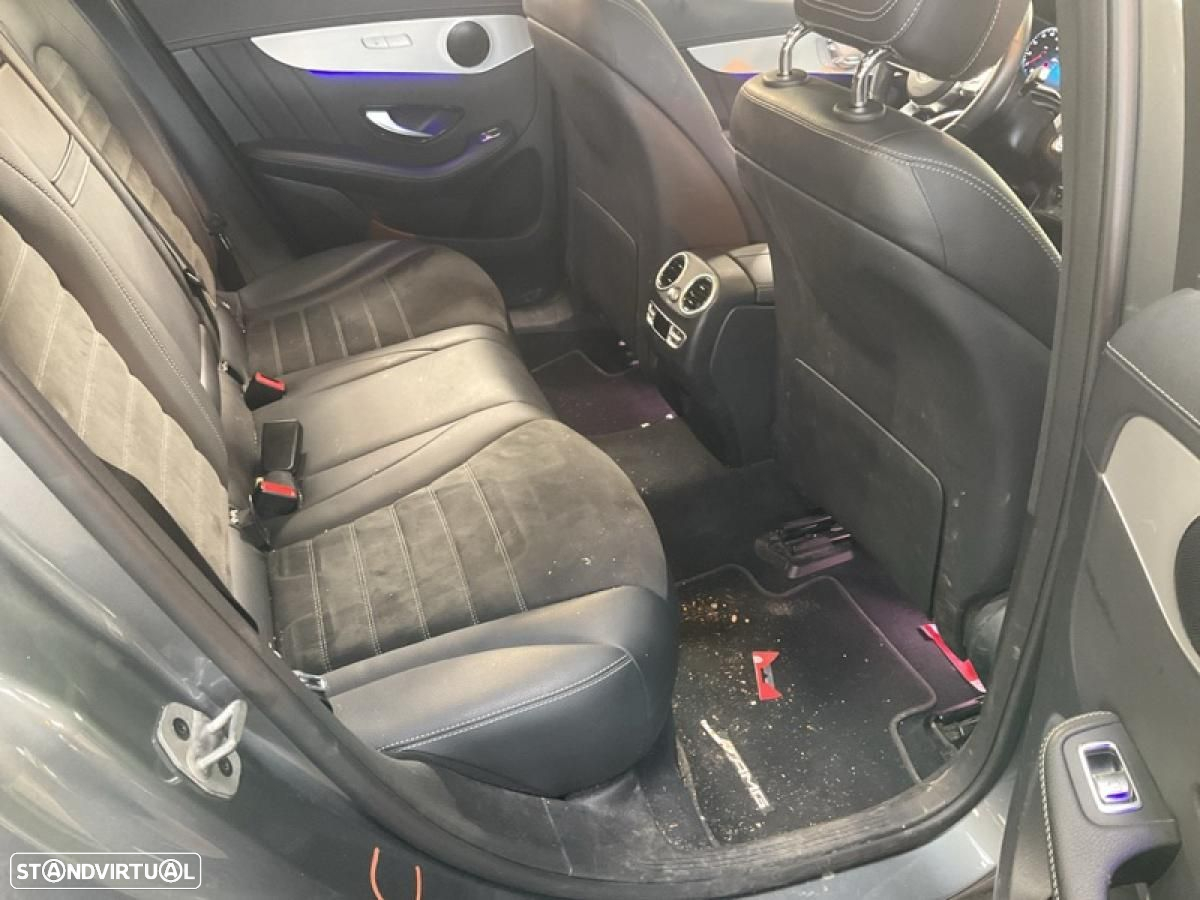 Mercedes-Benz GLC 300 de 4Matic - 8