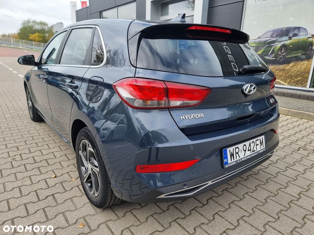 Hyundai i30 1.5 DPI Smart - 10