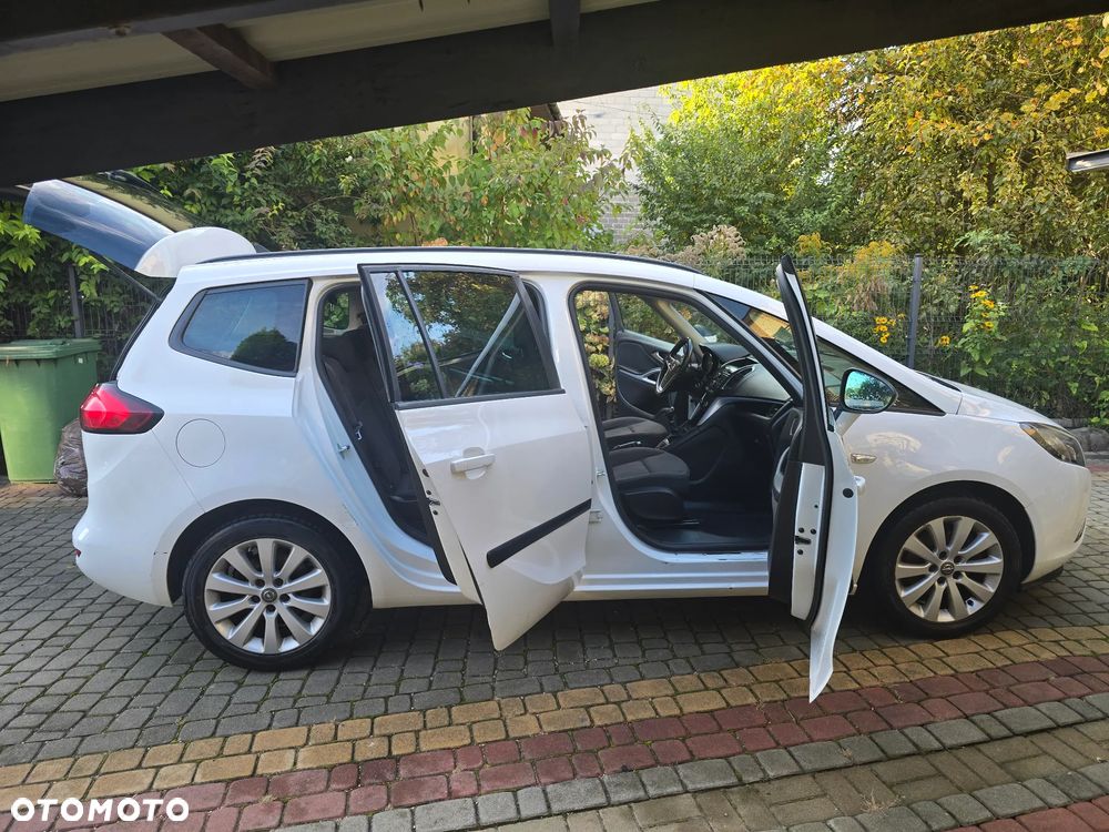 Opel Zafira - 3