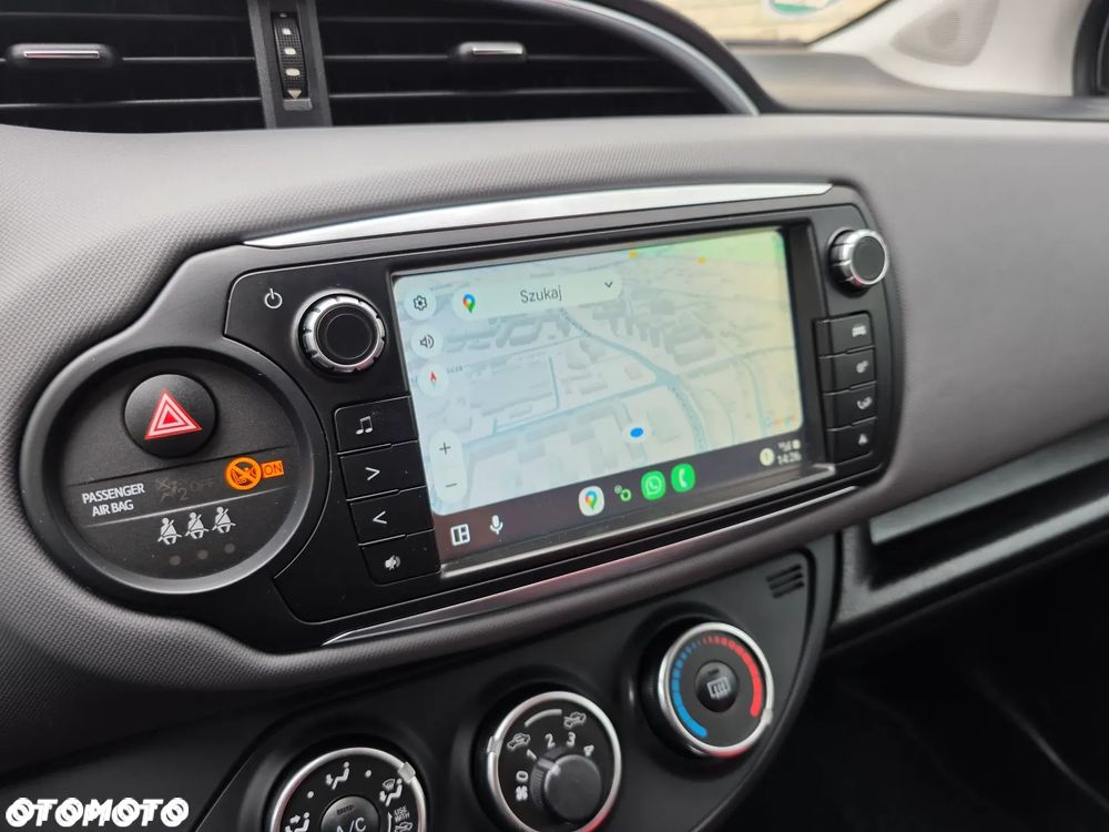 Toyota Yaris 1.33 Selection Platinum - 32