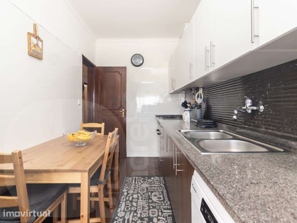 Apartamento T2 cozinha equipada | remodelado | Cruz de Pau, Seixal - Grande imagem: 3/16