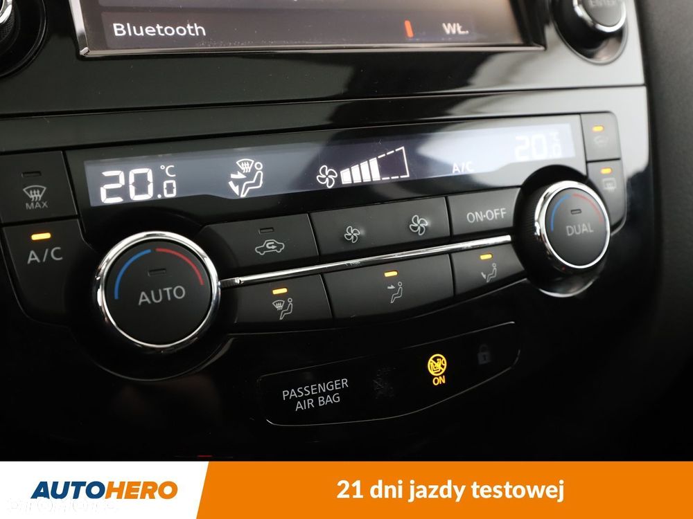 Nissan Qashqai 1.2 DIG-T N-Connecta - 23