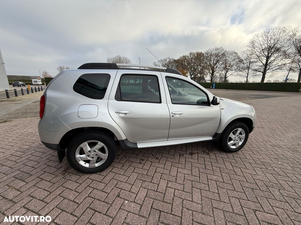 Dacia Duster 1.6 16V 4x2 Prestige - 19