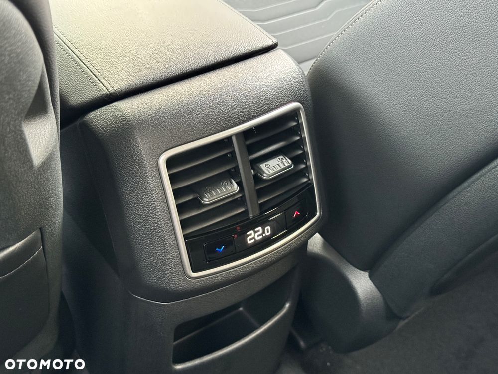 Kia Sportage 1.6 T-GDI HEV L 2WD - 12