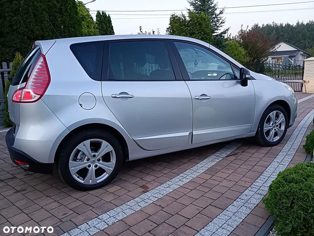 Renault Scenic - 10