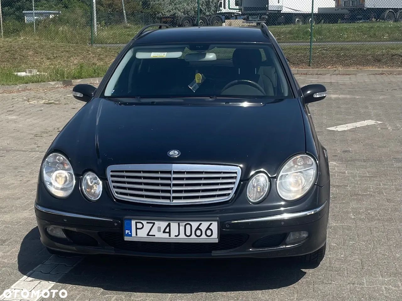Mercedes-Benz Klasa E - 1