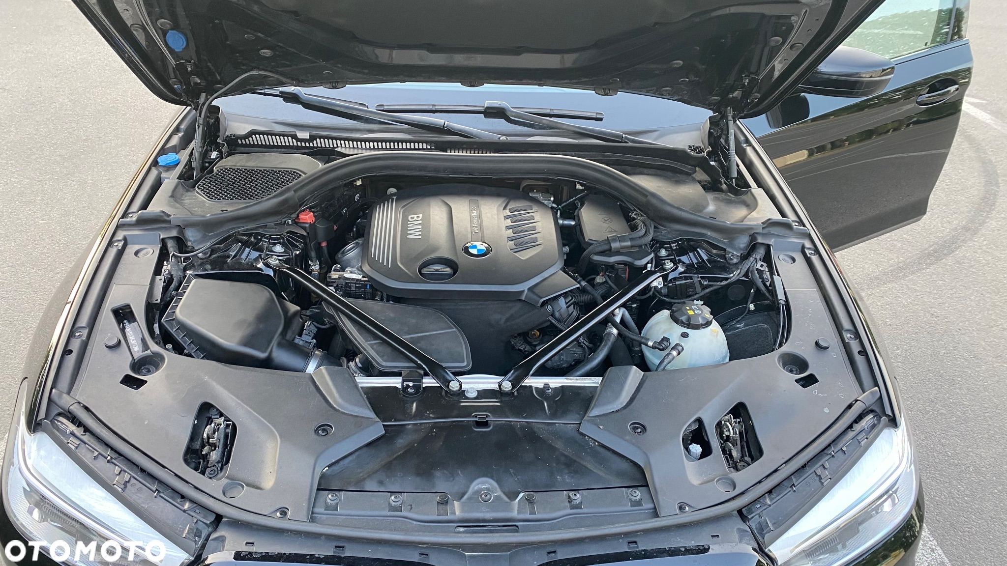 BMW Seria 5 525d Touring Sport Line - 12