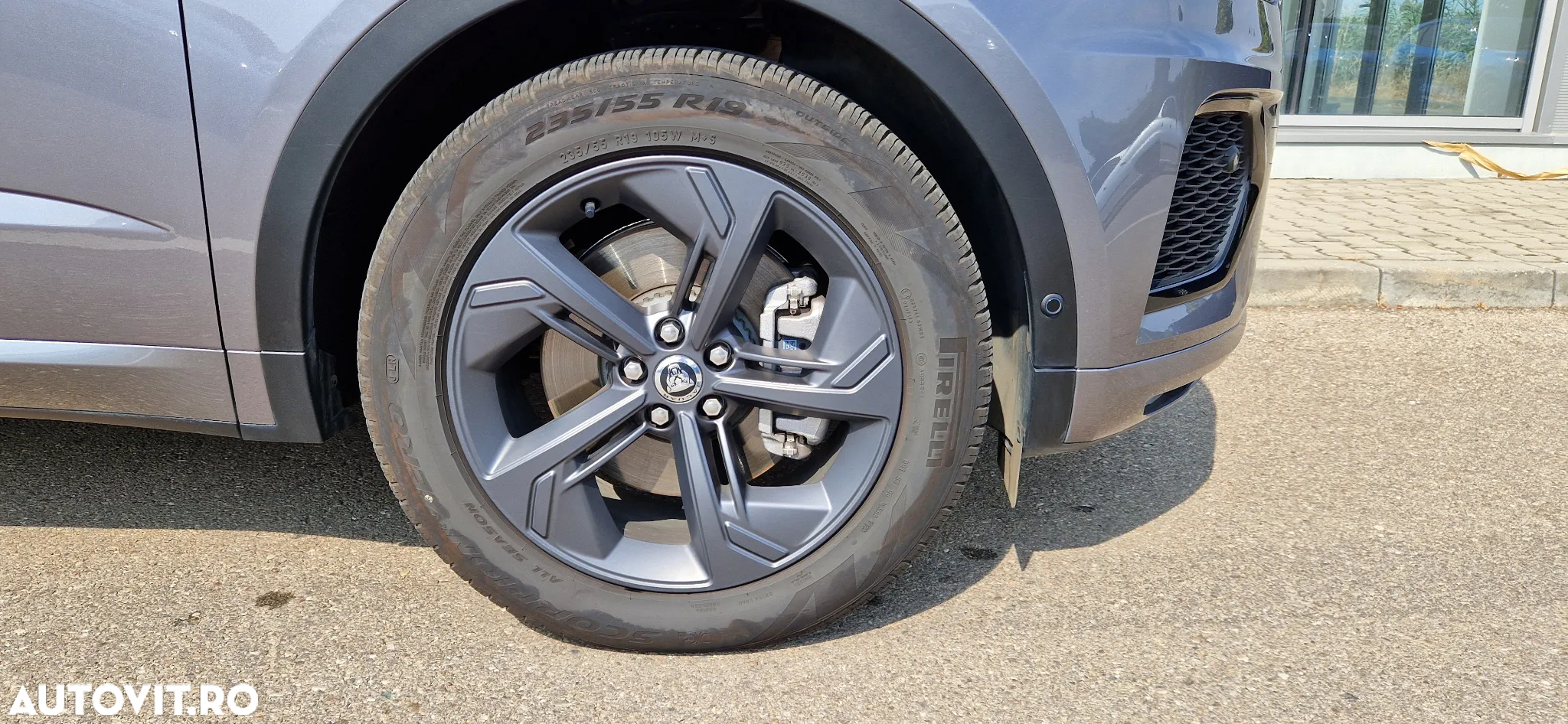 Jaguar E-Pace D165 AWD R-Dynamic SE - 6