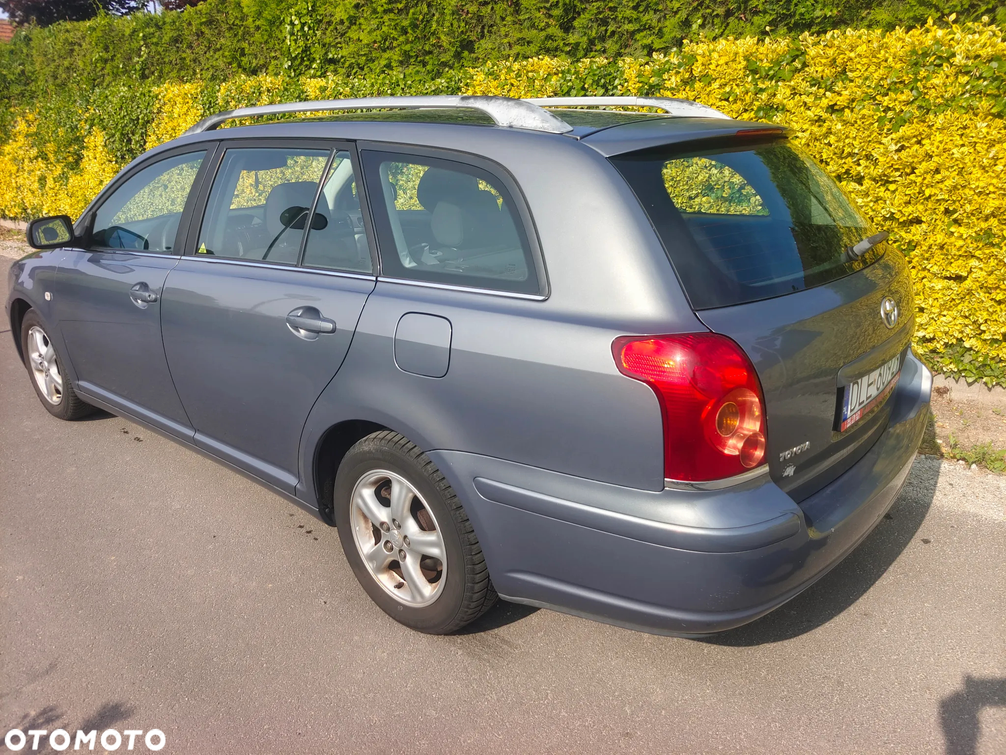Toyota Avensis 1.8 VVT-i Combi Sol - 5