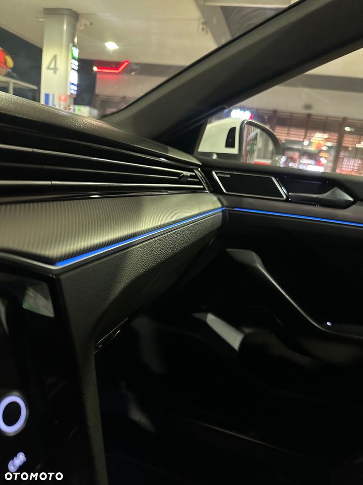 Volkswagen Arteon 2.0 TDI Bi-Turbo SCR 4Mot R-Line Edition DSG - 24