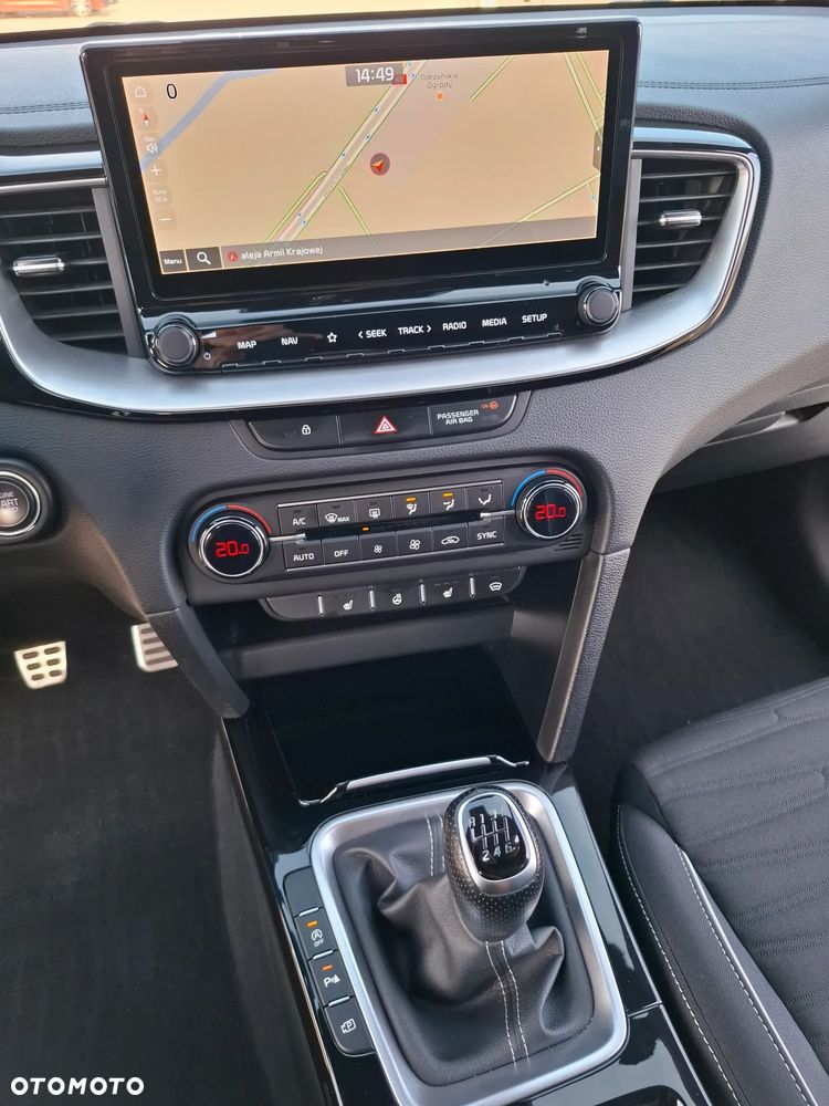 Kia ProCeed 1.5 T-GDI GT Line - 23