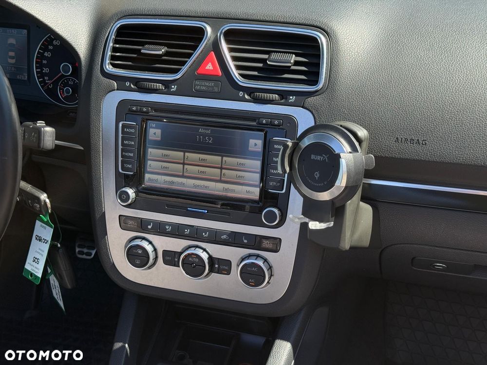 Volkswagen Eos 2.0 TDI DPF BlueMotion Technology Sport & Style - 26