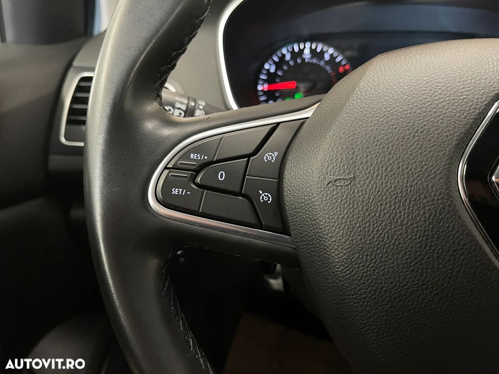 Renault Megane TCe EDC Zen - 21