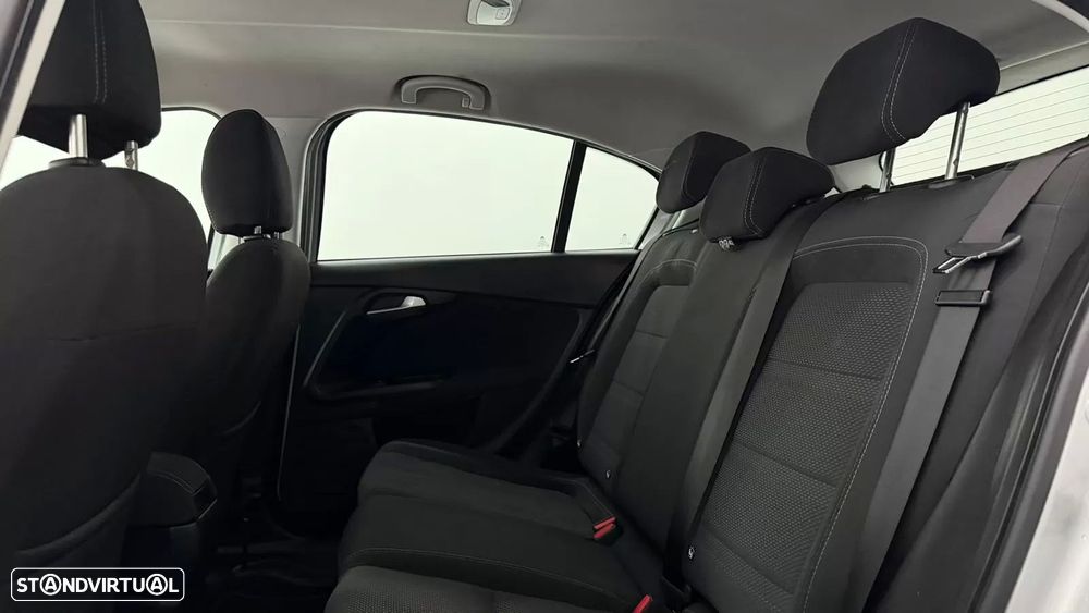 Fiat Tipo Sedan 1.3 Multijet City Life - 26