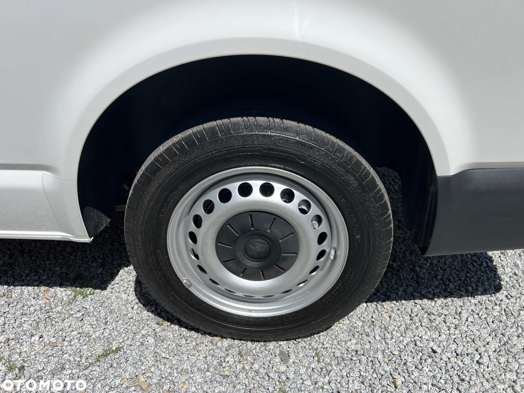Volkswagen Transporter 2.0 TDI Long L2H1 - 12