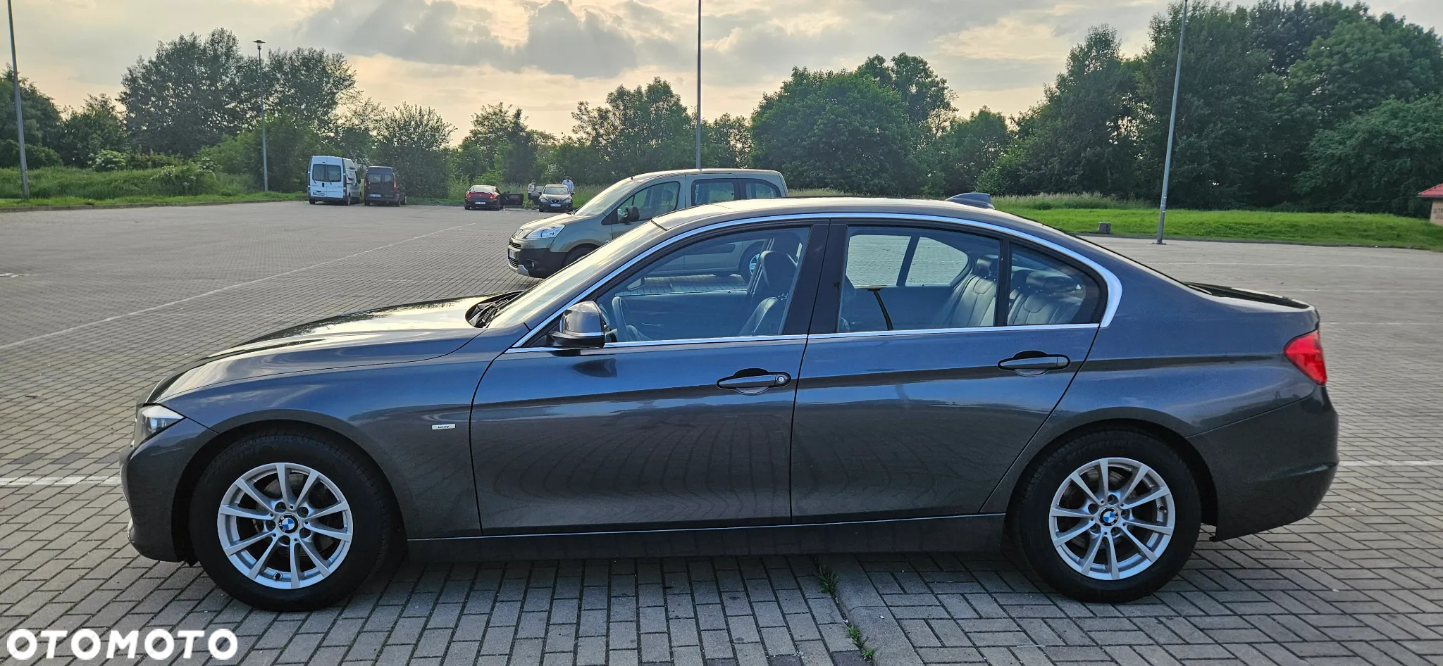 BMW Seria 3 320d Efficient Dynamic Edition Luxury Line - 17