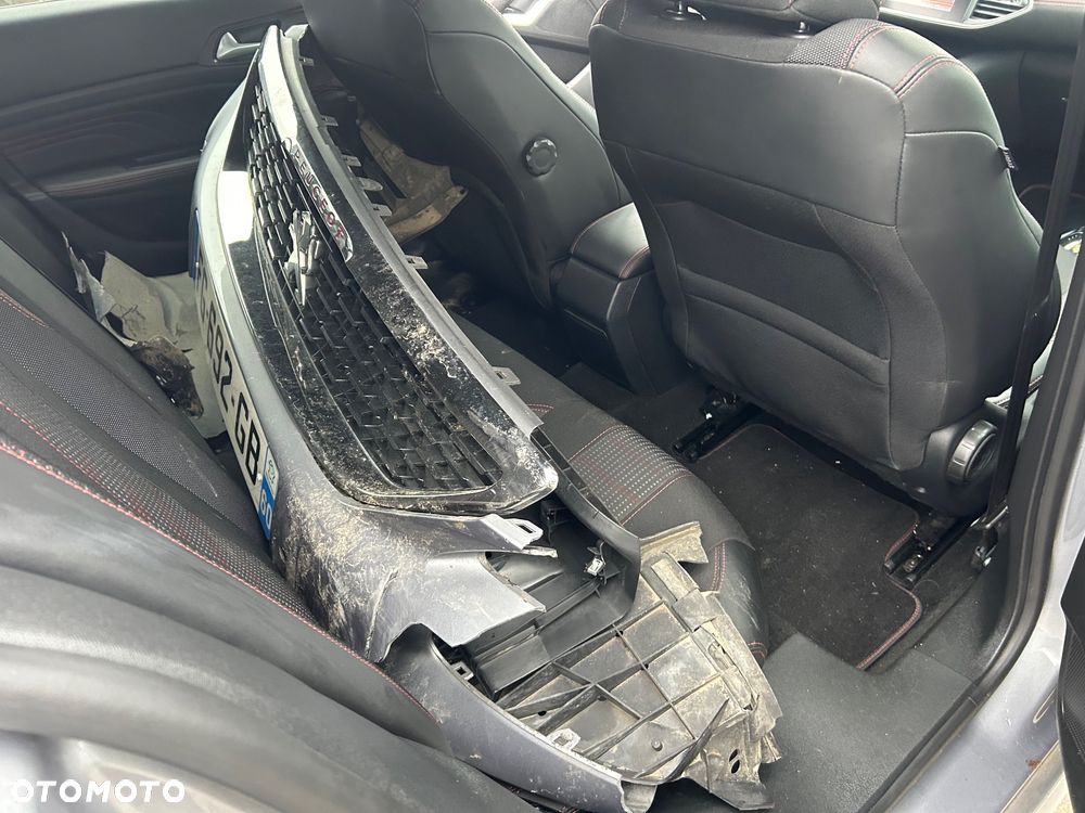 Peugeot 308 - 16
