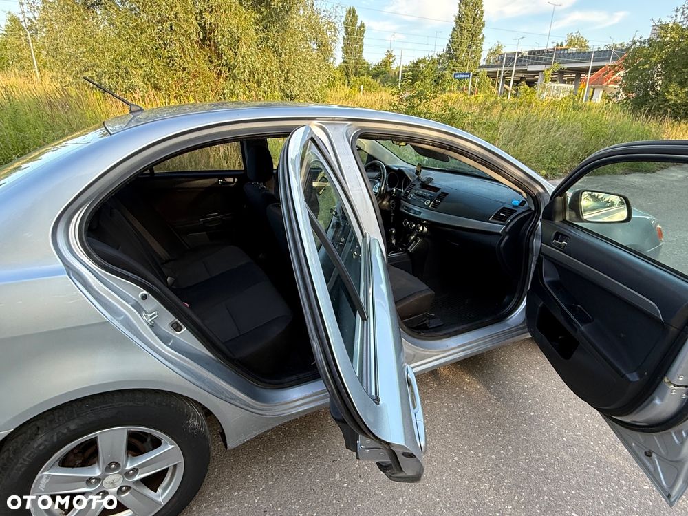 Mitsubishi Lancer 1.8 Intense LPG - 4