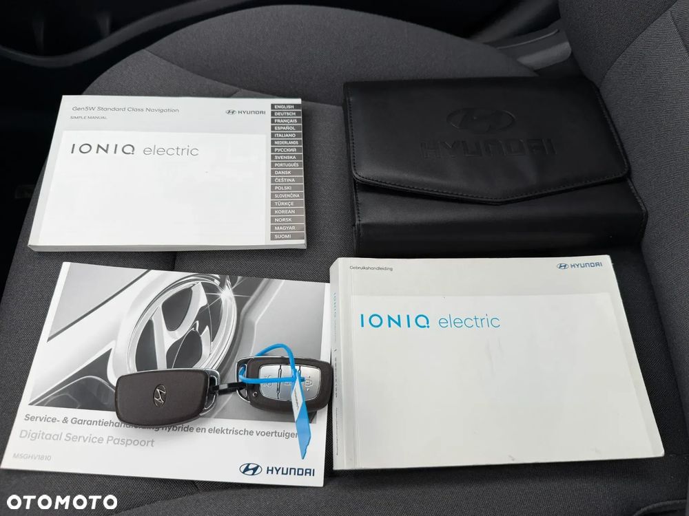 Hyundai IONIQ Premium - 39