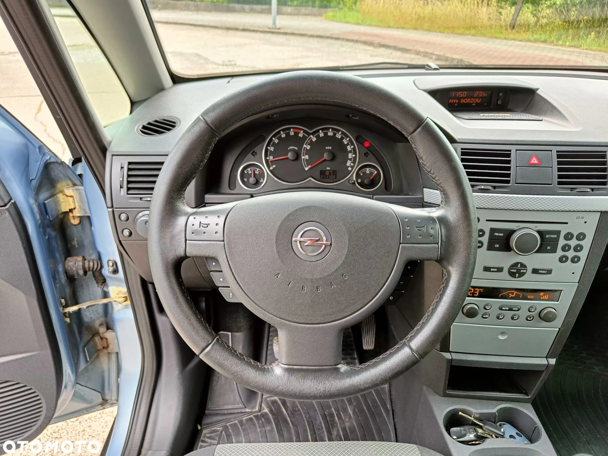 Opel Meriva - 17
