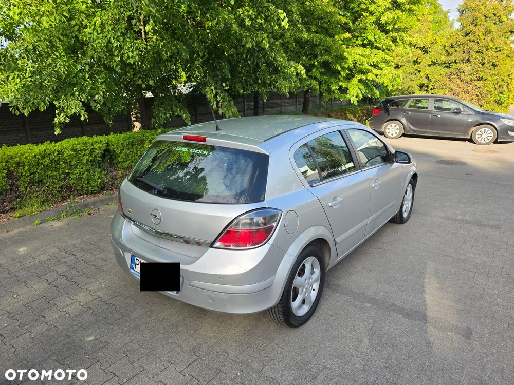 Opel Astra 1.8 Enjoy - 2